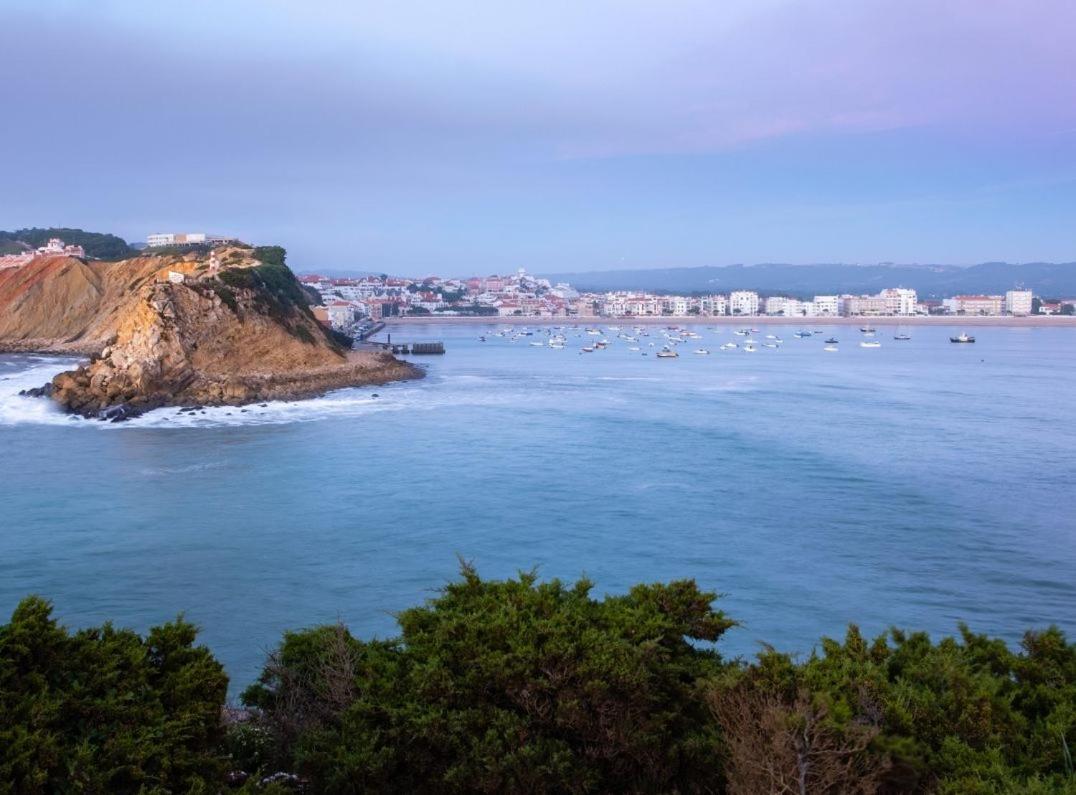 Kampaoh Sao Martinho Do Porto São Martinho do Porto Exterior foto